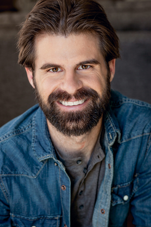 Brett Easton