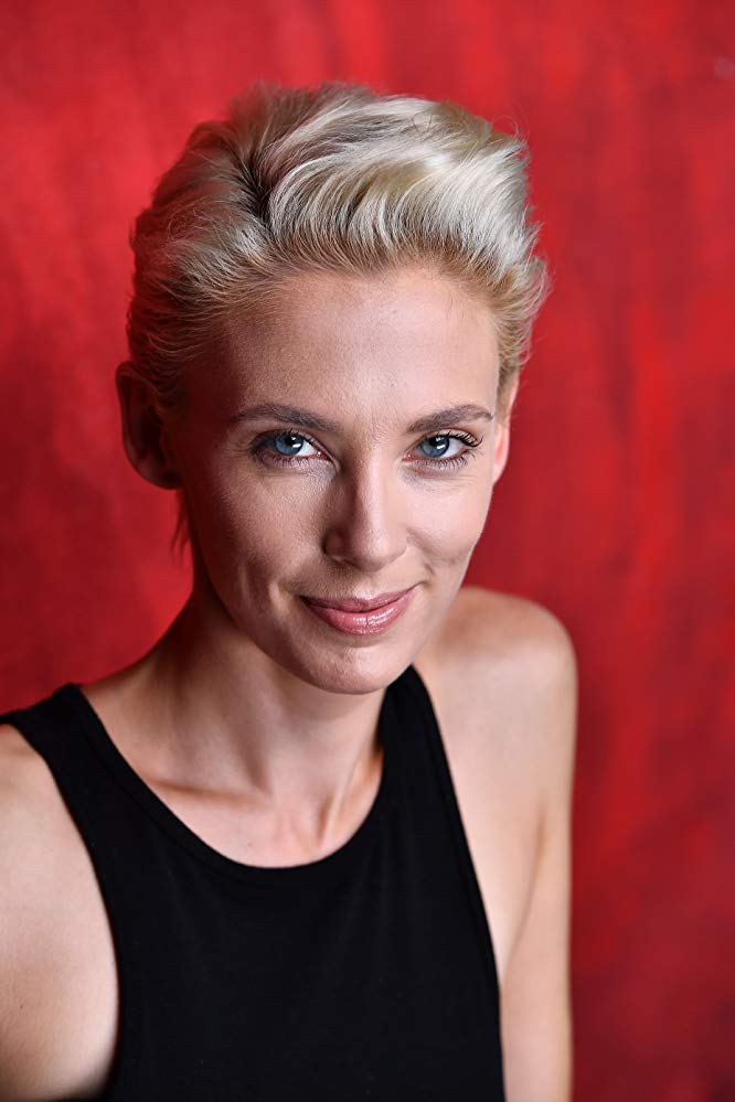 Aimee Stolte