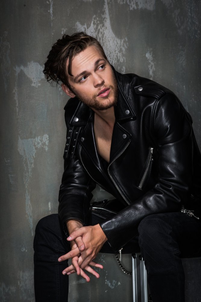 Alexander Calvert