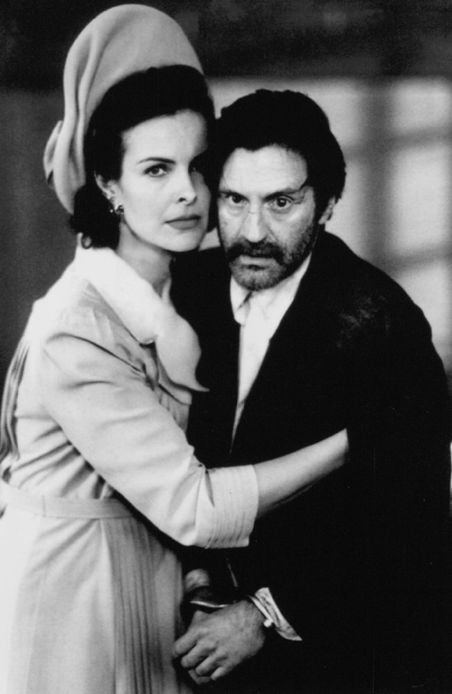 Carole Bouquet