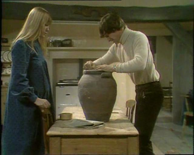 Simon MacCorkindale