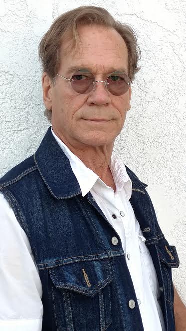 Dennis Hayden