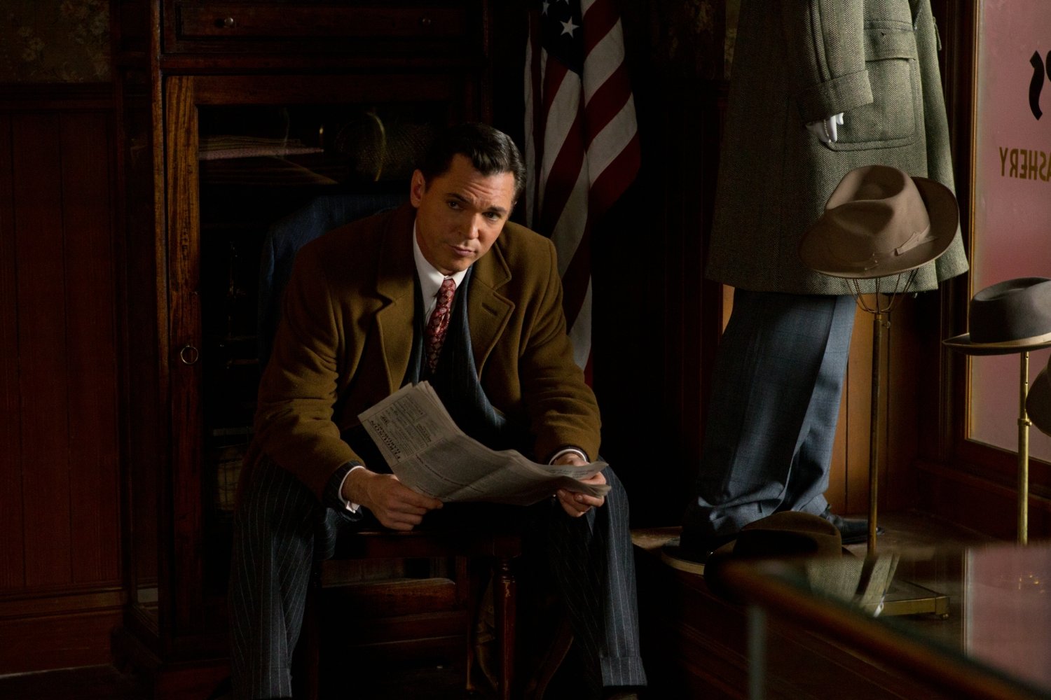 Nicholas Lea