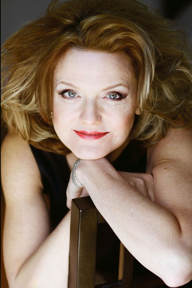 Alison Fraser