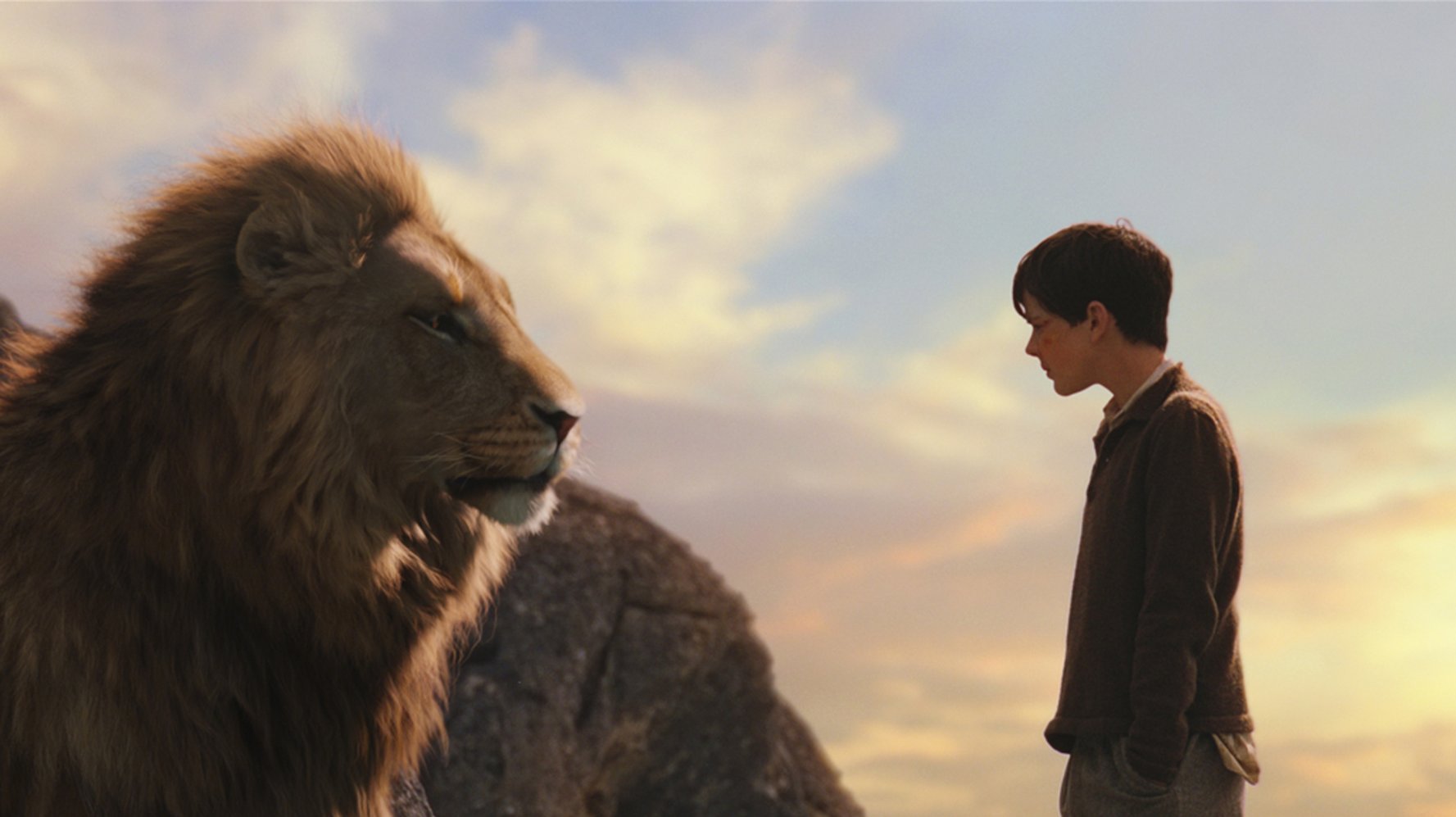 Skandar Keynes