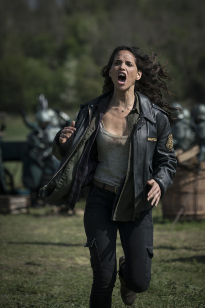 Adria Arjona