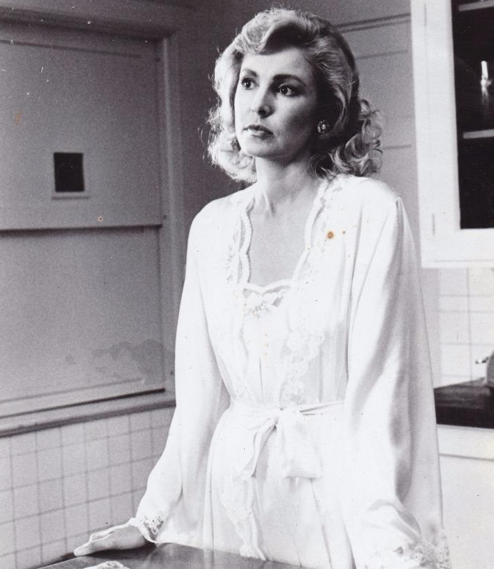 Victoria Tennant