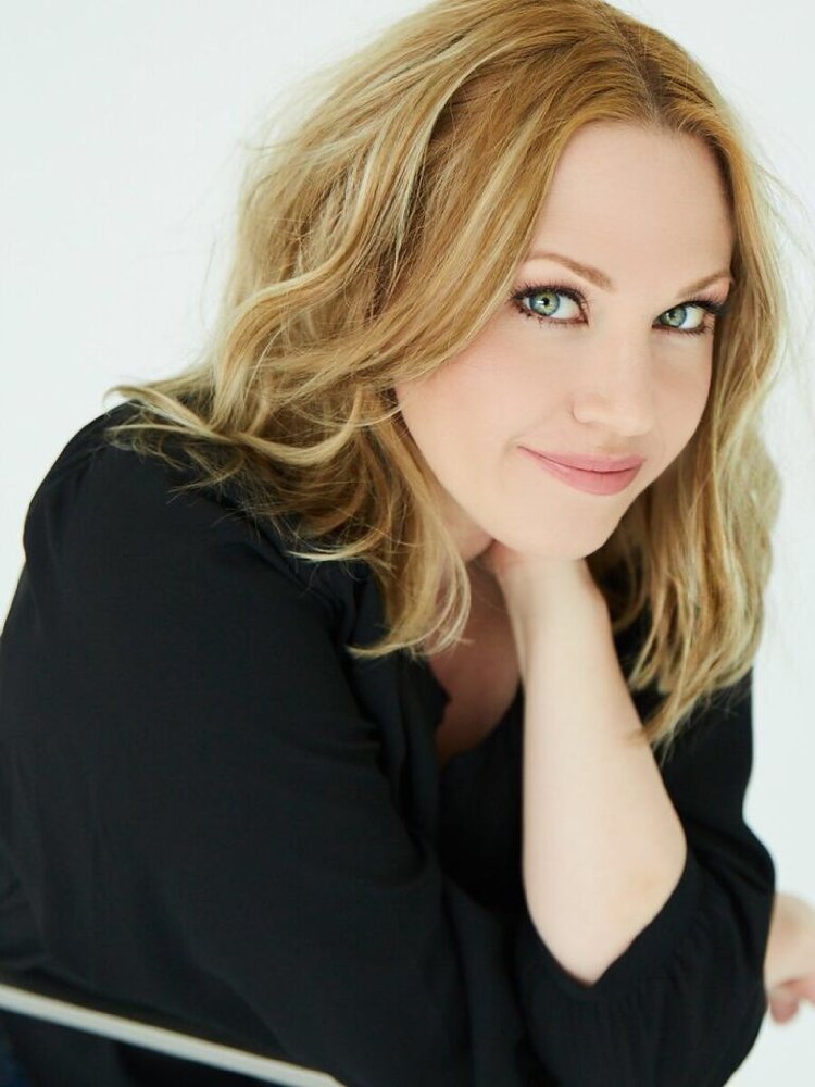 Adrienne Frantz