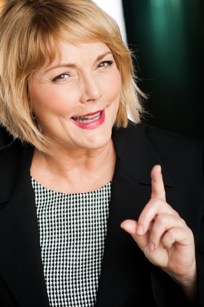 Beverly Leech