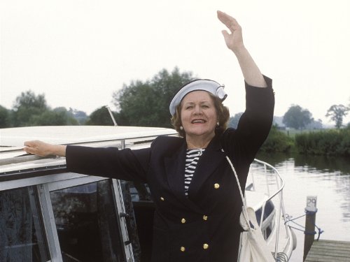 Patricia Routledge