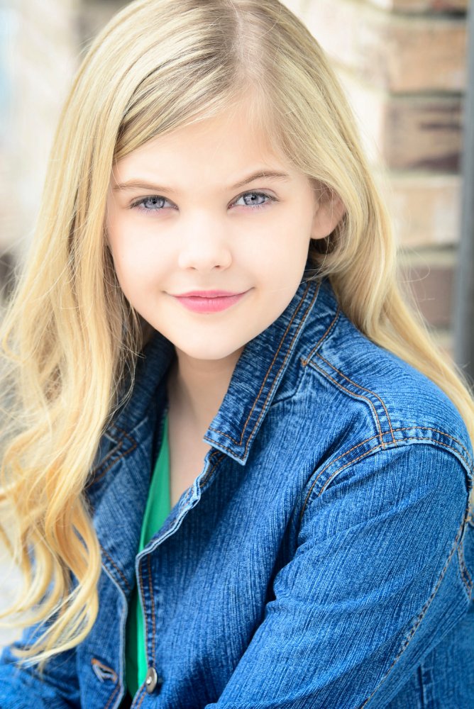 Ainsley Reagan Dobbs