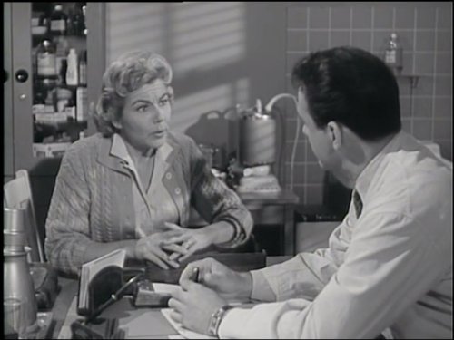 Jeanne Bates
