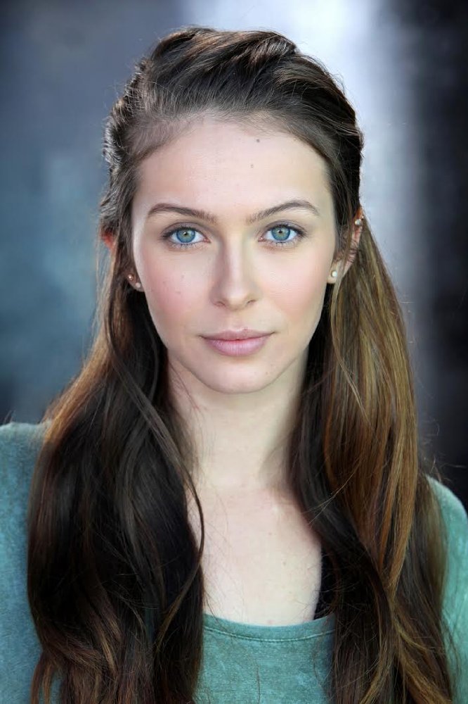 Mackenzie Lawrén