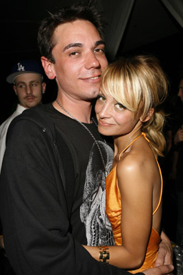 DJ AM