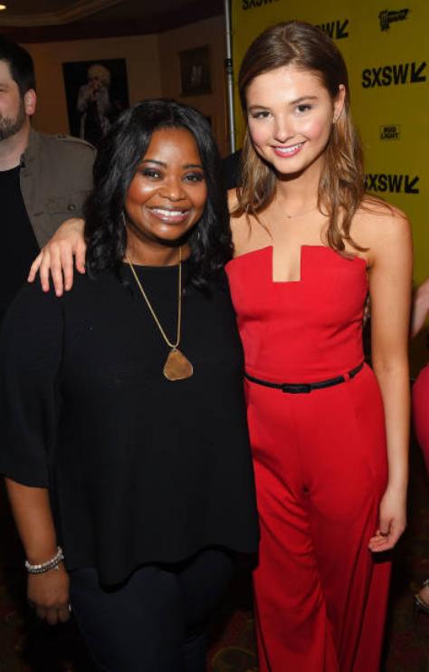 Stefanie Scott