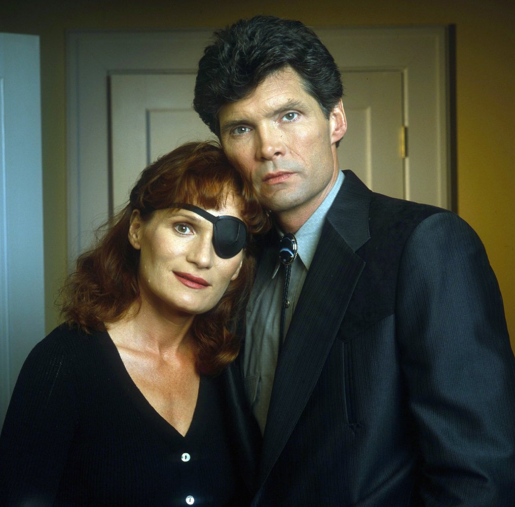 Everett McGill