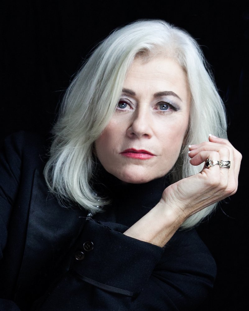 Louise Pitre