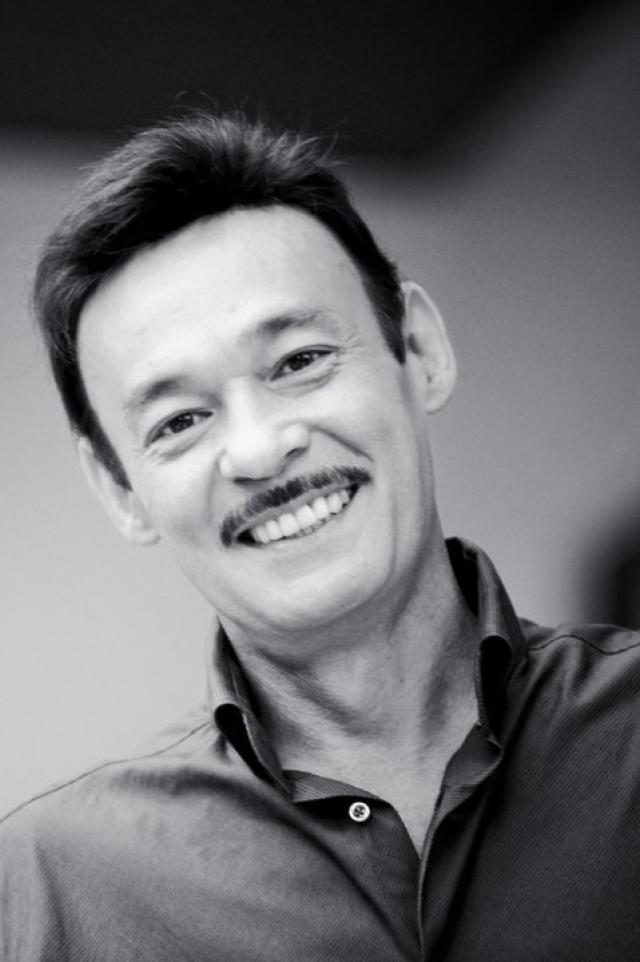 Mark Gil