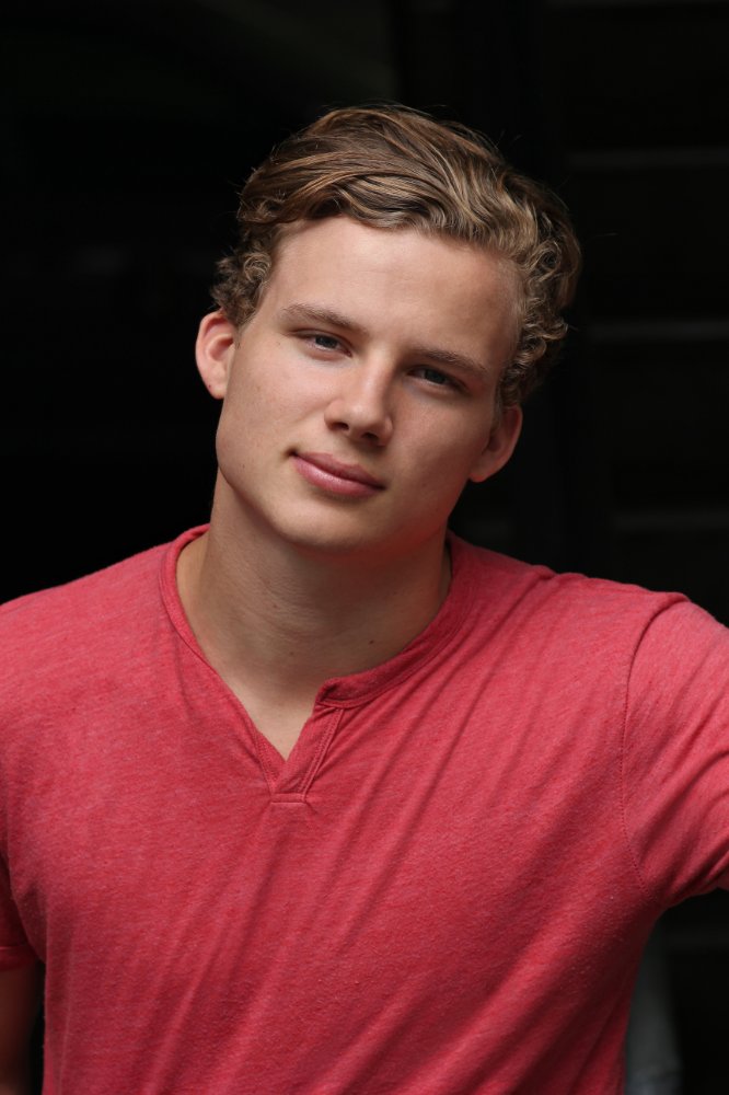 Christopher Gray