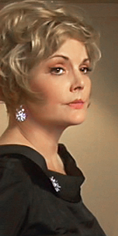 Beverly Leech
