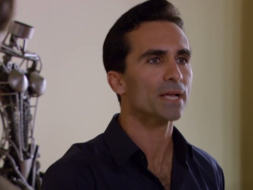 Nestor Carbonell