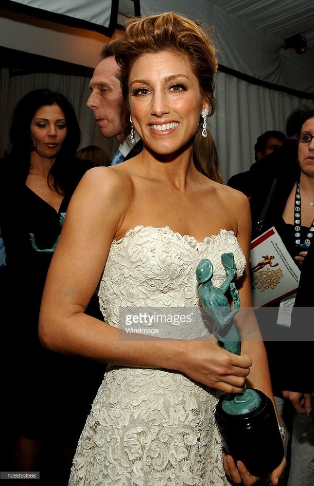 Jennifer Esposito