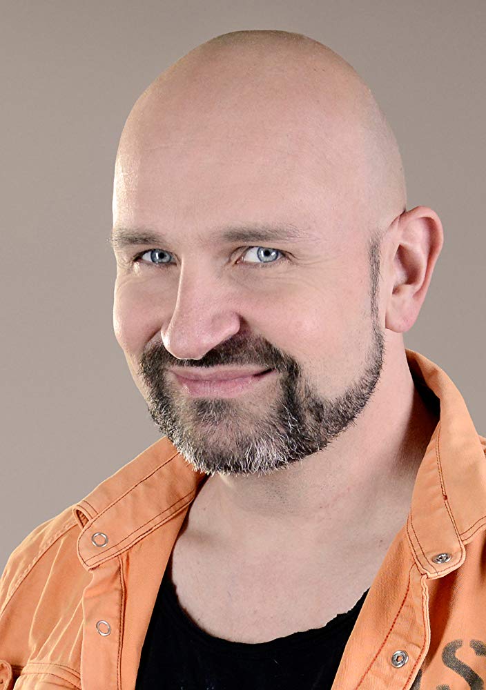 Dominik Kuhn