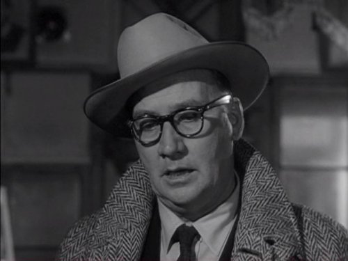 Edward Andrews