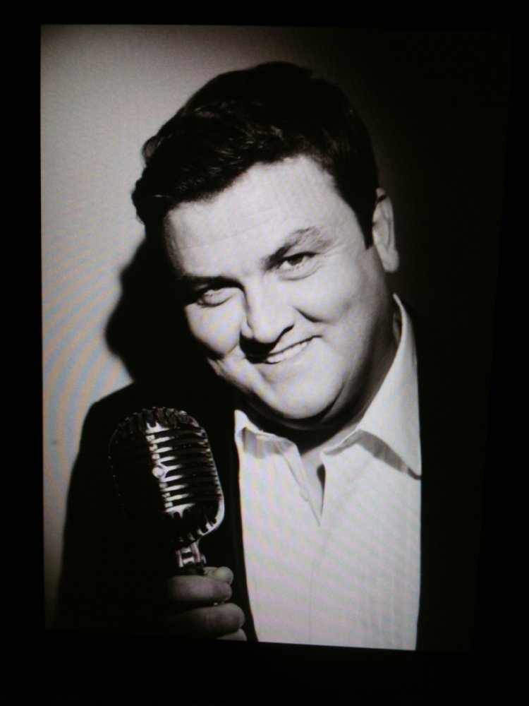 Simon Delaney