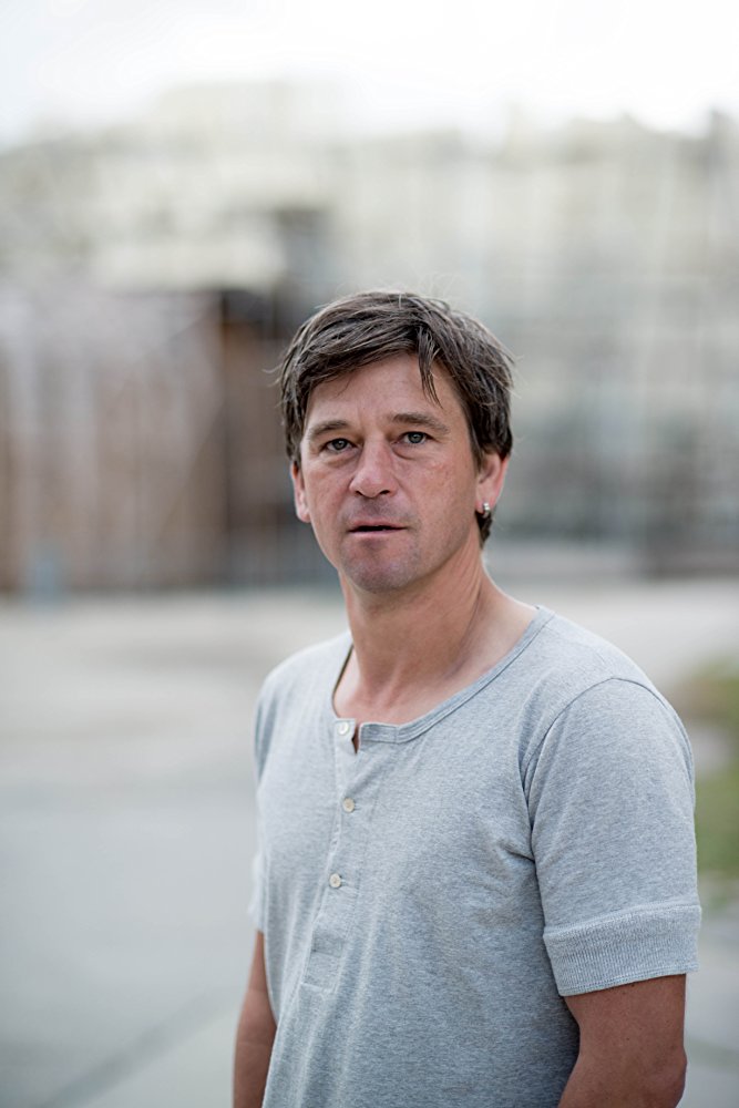 Peter Schneider
