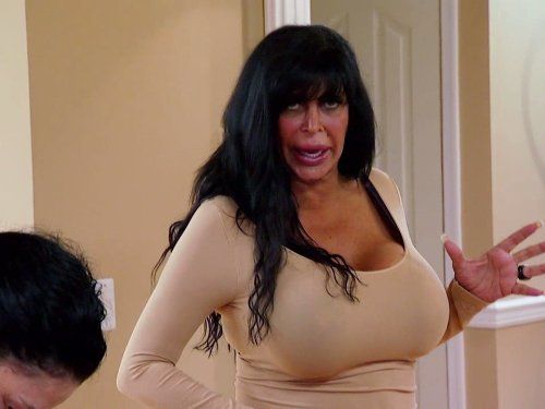 Angela Raiola