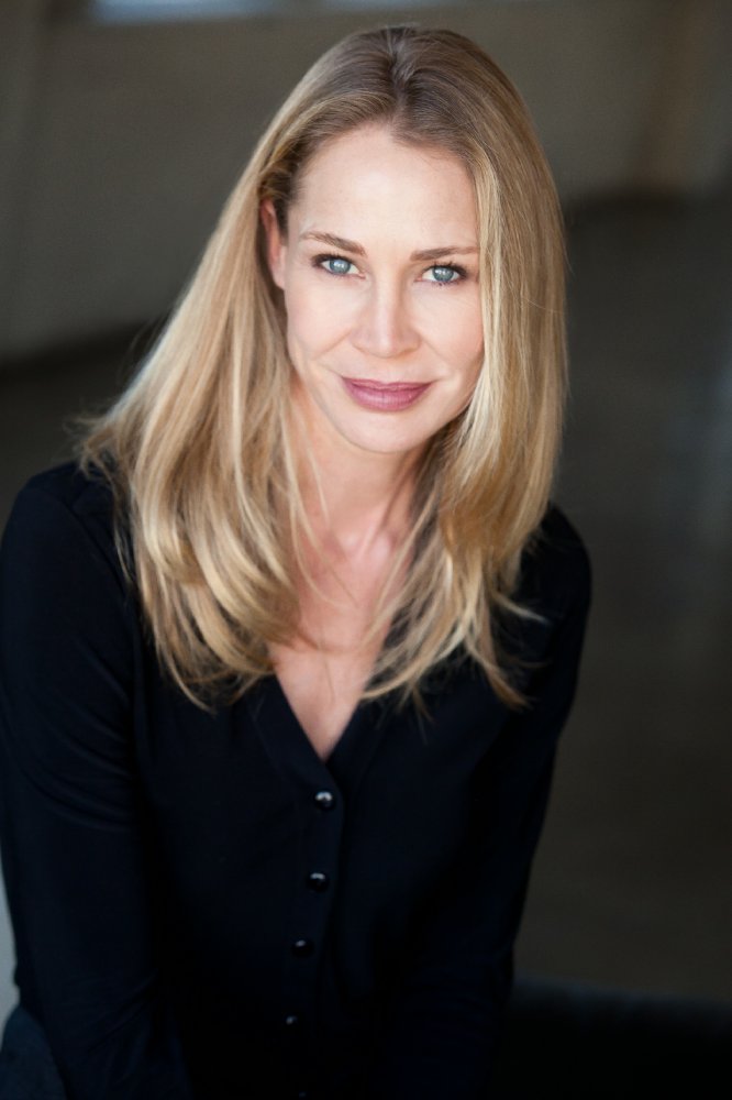 Kathleen Kinmont