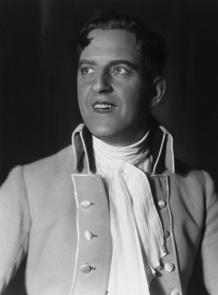 Stanley Holloway