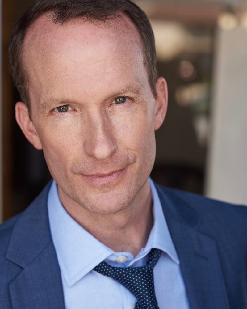 Ian Lyons