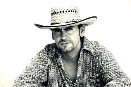 Edy Arellano