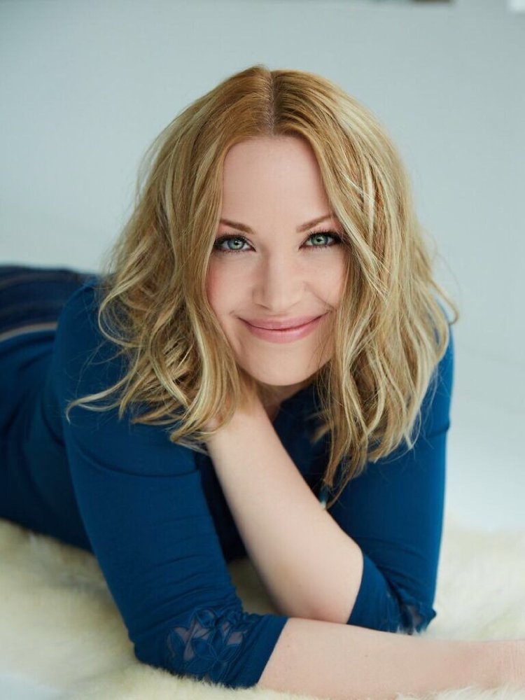 Adrienne Frantz