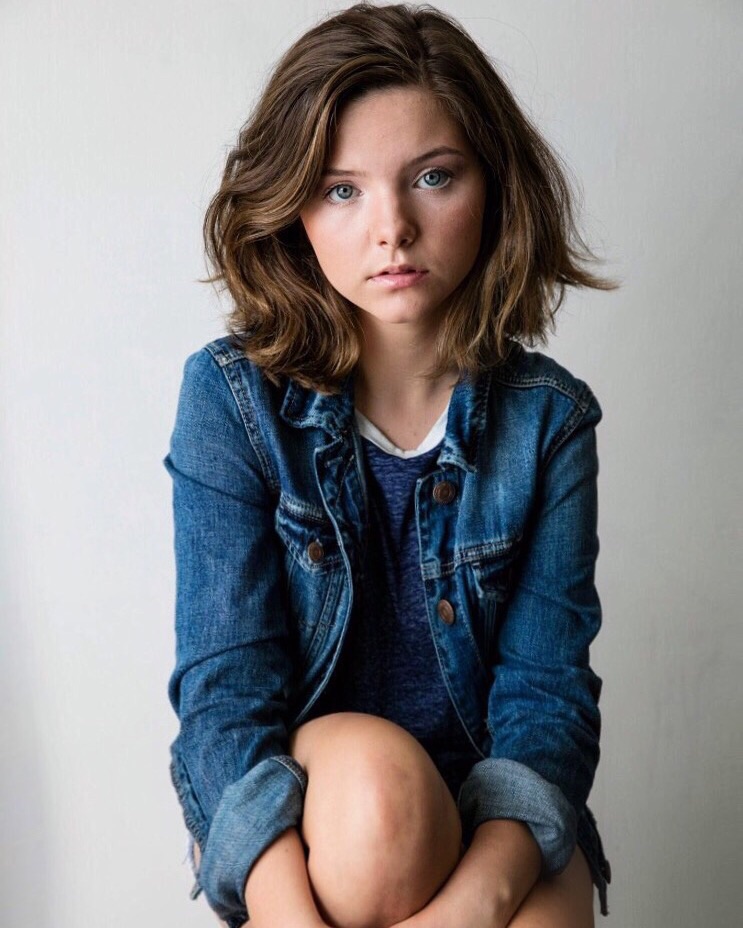 Chloe Csengery