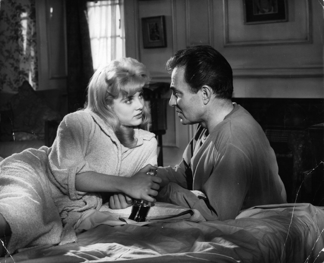 Sue Lyon