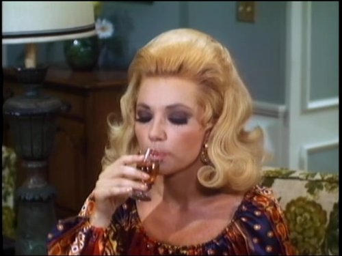 Ruta Lee
