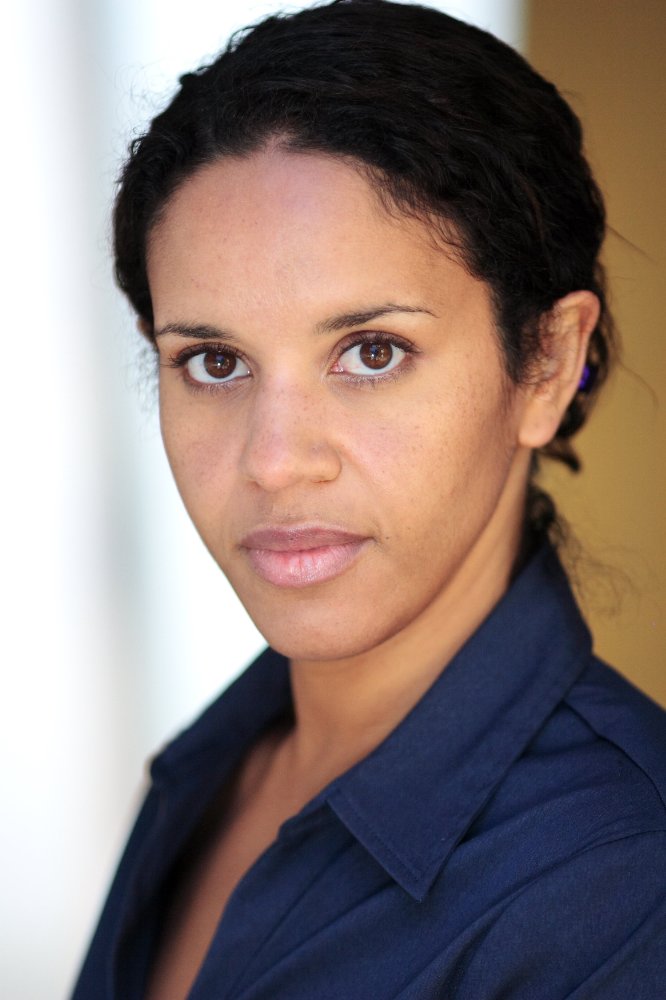Sara Zwangobani