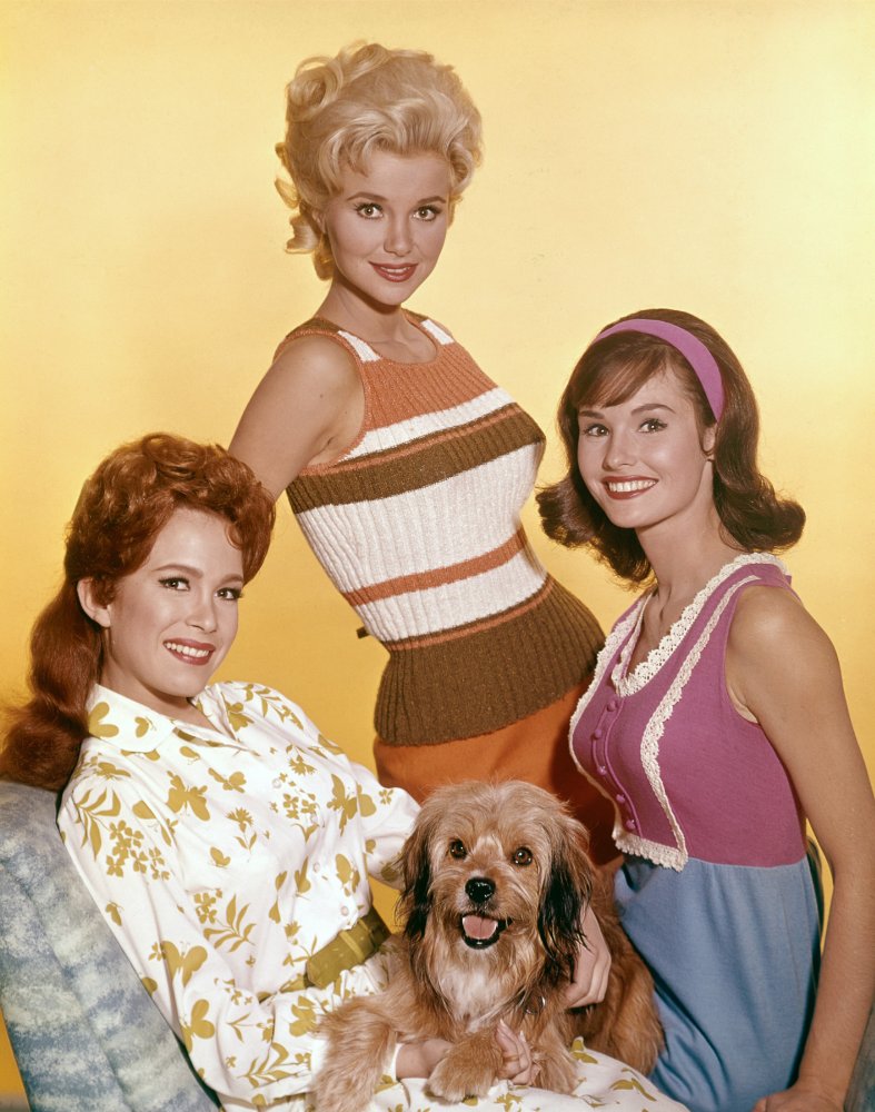 Lori Saunders