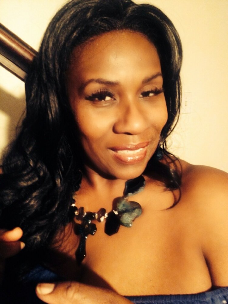 Donna Bey
