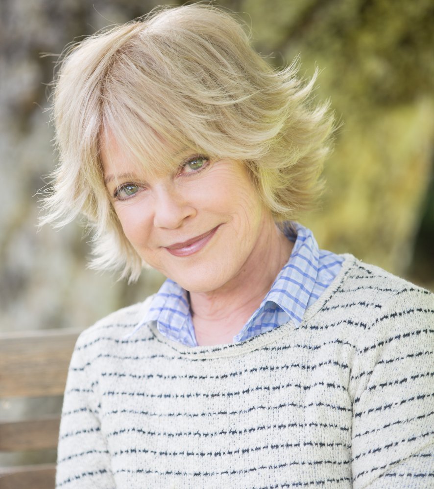 Julie Cobb