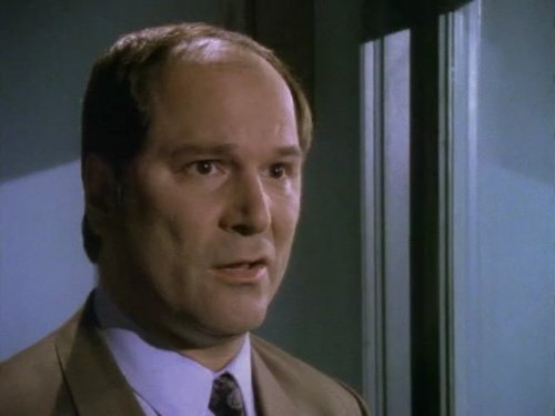 John Kapelos