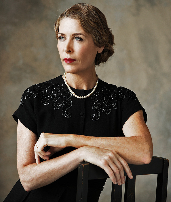 Jennifer Ward-Lealand