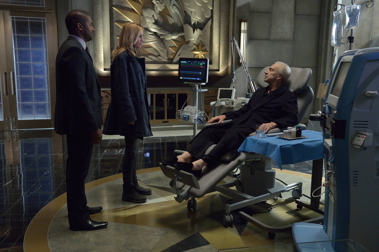 Jonathan Hyde