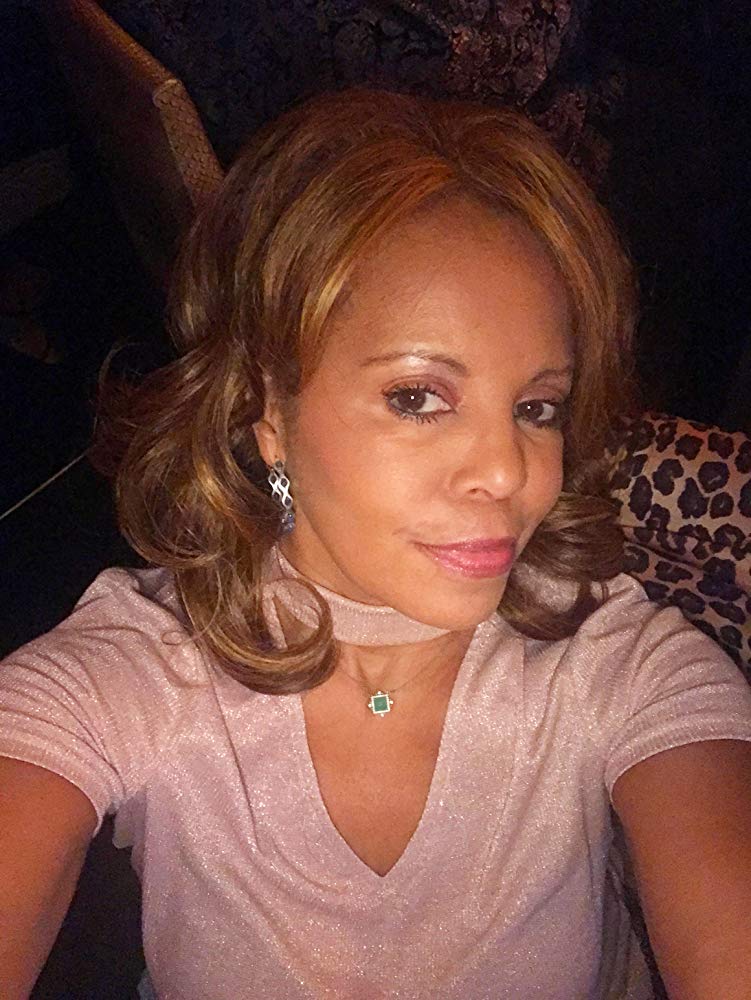 Linda D Gaines