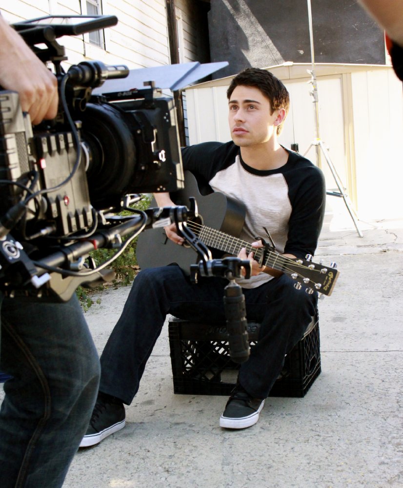Paris Dylan