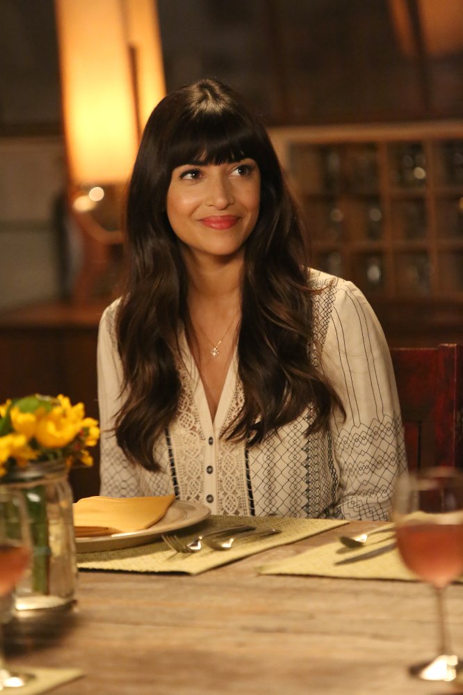 Hannah Simone