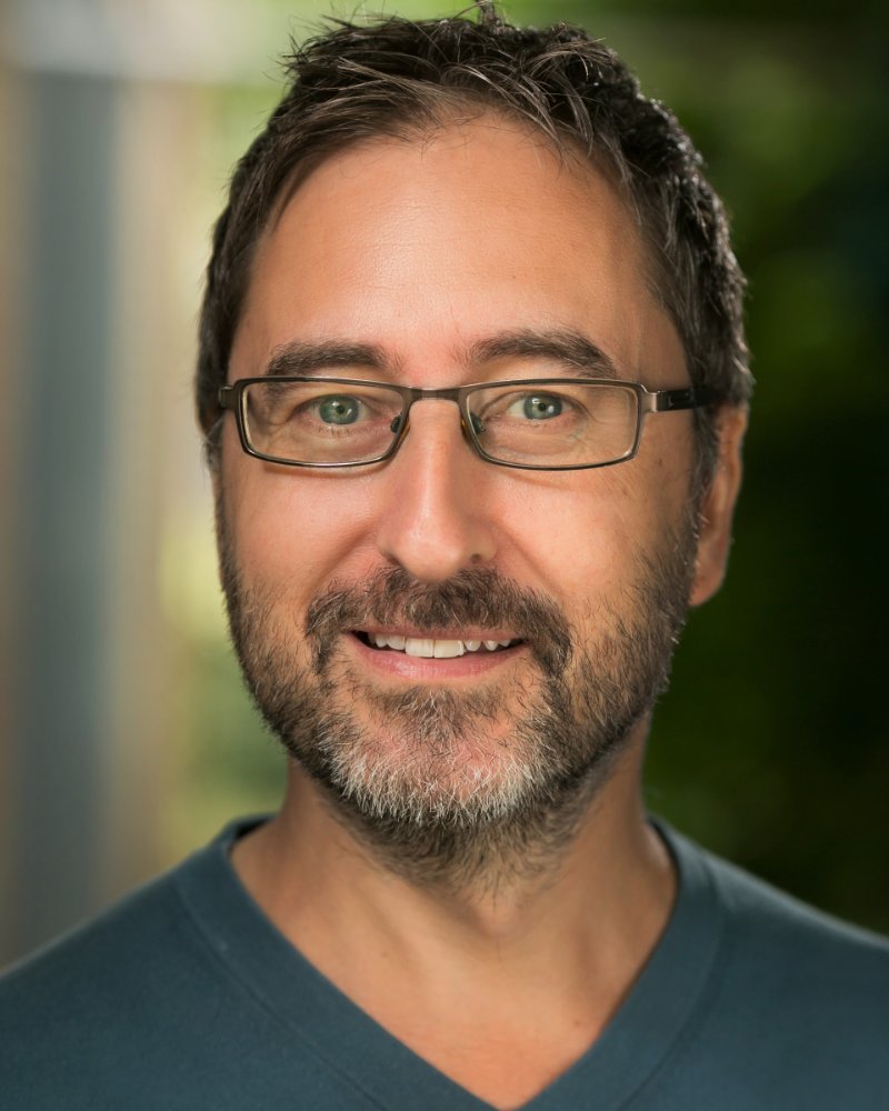 Douglas Dean
